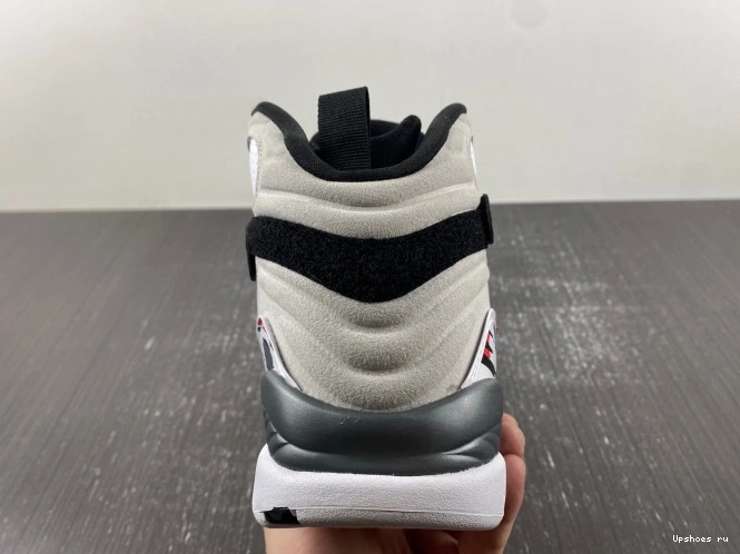 Retro Jordan  CDP Bunny Bugs 8  305381-103 0423